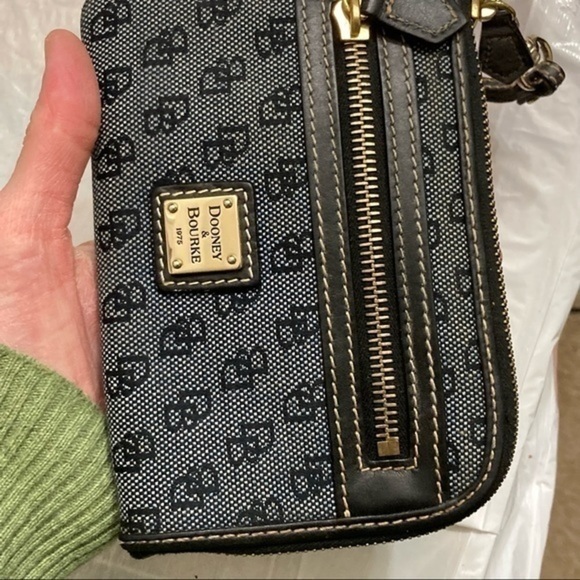 Dooney and Bourke signature black and gray db wristlet bag